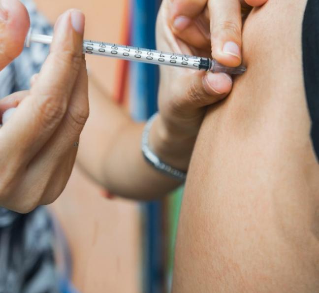 Infirmière pour injections à domicile